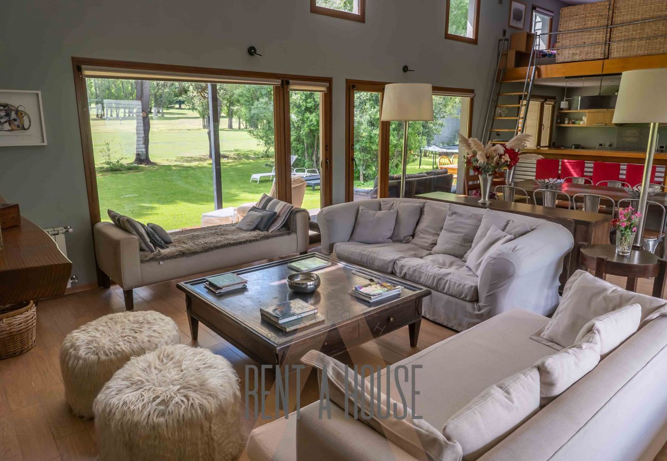 Casa en San Carlos de Bariloche - 10PAX ARE12 VERO
