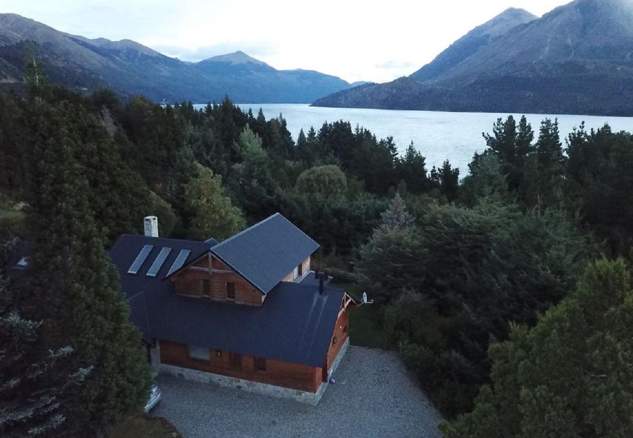 Casa en San Carlos de Bariloche - 14PAX ARE37 TINCHO