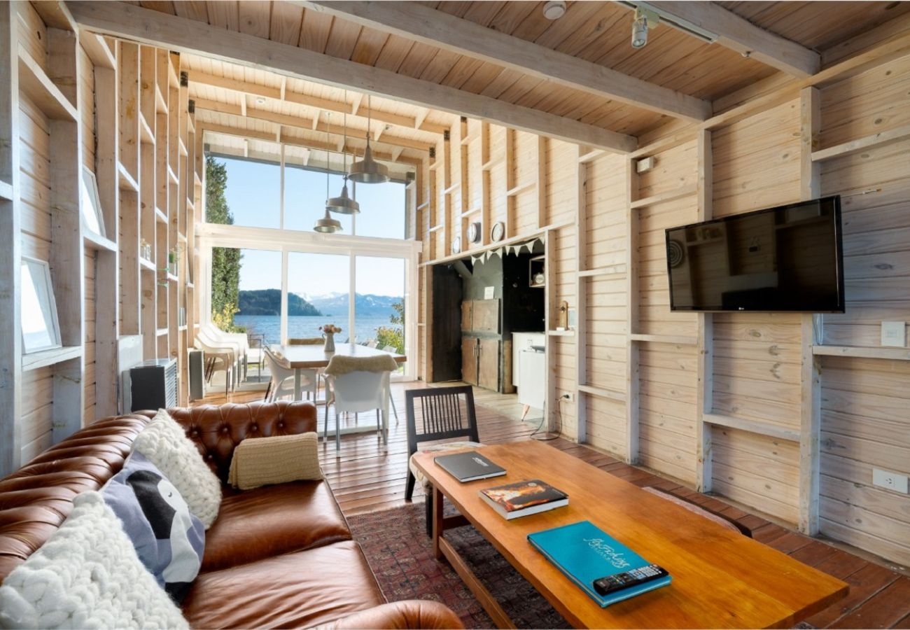 Casa en San Carlos de Bariloche - 06/8PAX HUAPI03C HERCI