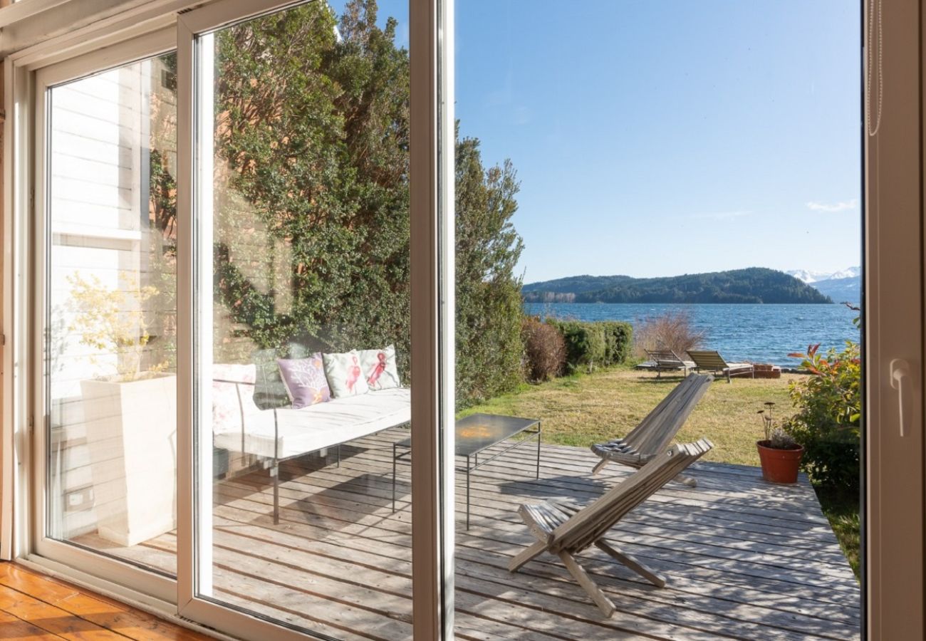 Casa en San Carlos de Bariloche - 06/8PAX HUAPI03C HERCI