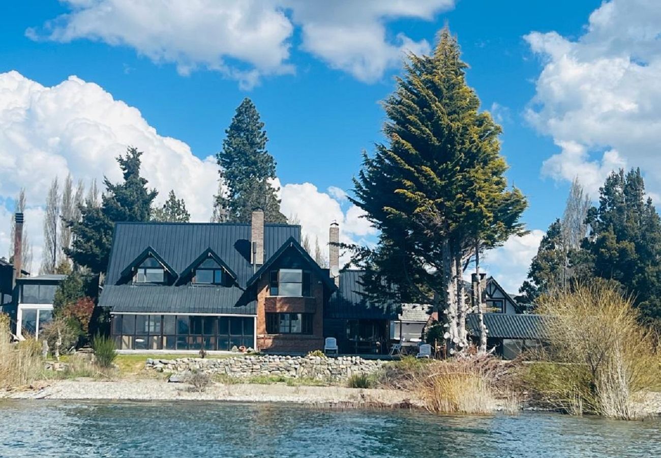 Casa en San Carlos de Bariloche - 10/13PAX HUAPI13C MP