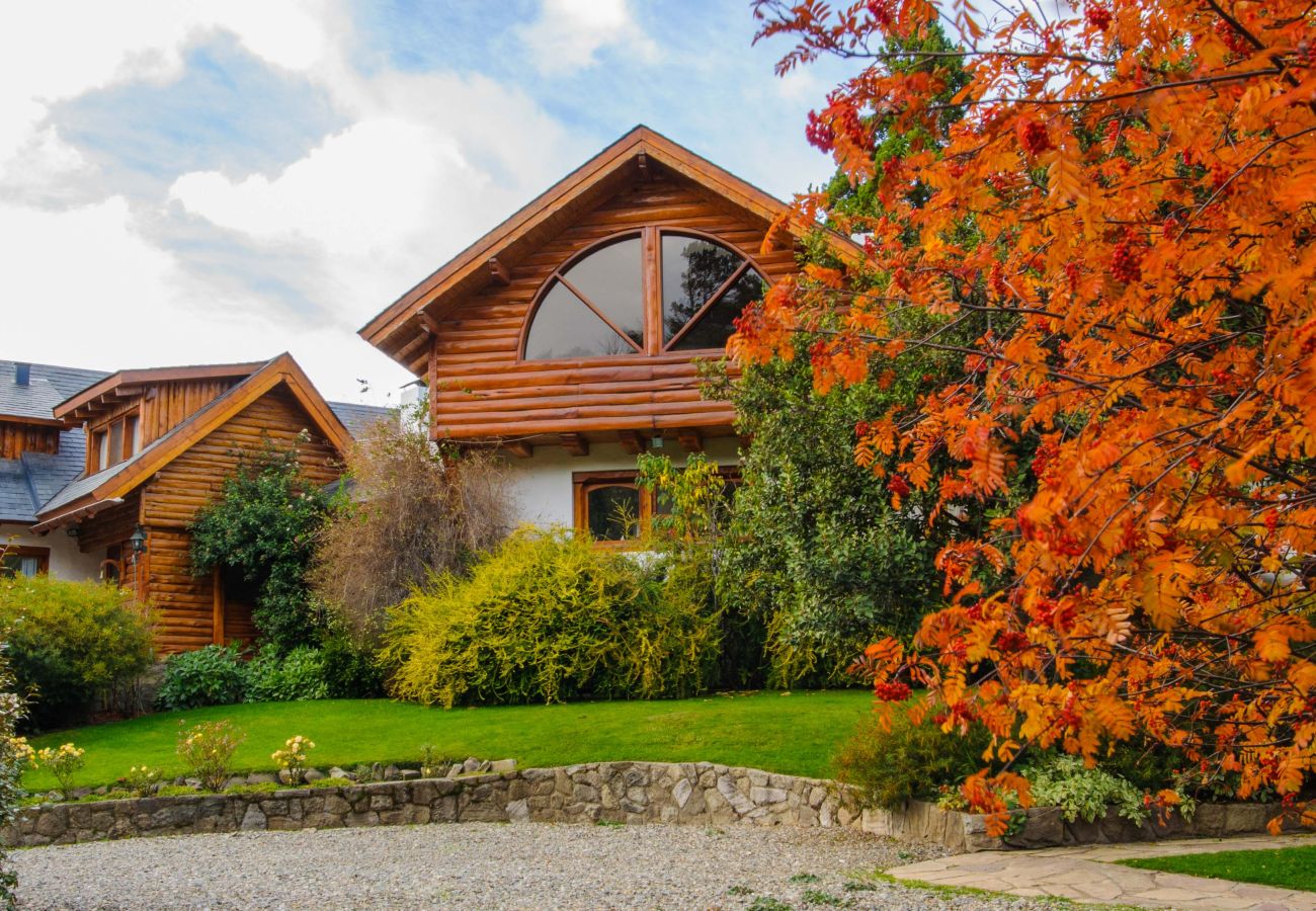 Casa en San Carlos de Bariloche - 08/12PAX CAS03 WOOD