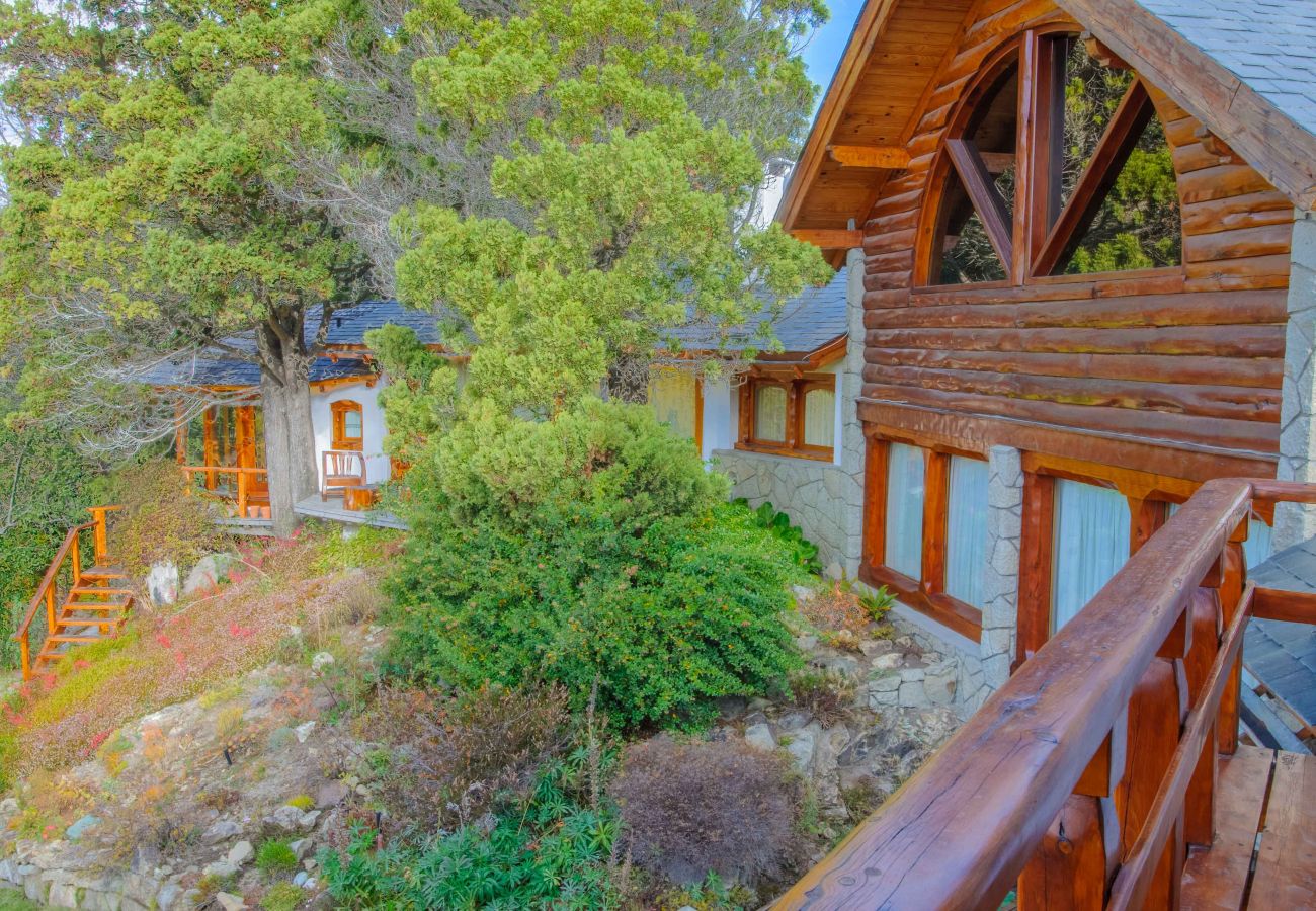 Casa en San Carlos de Bariloche - 08/12PAX CAS03 WOOD