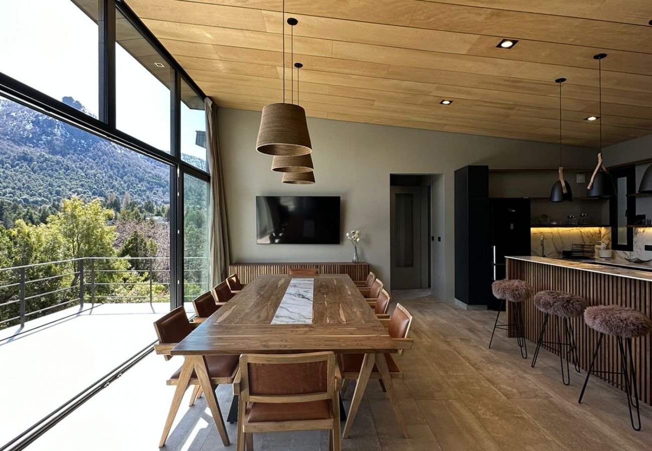 Casa en San Carlos de Bariloche - 06/8PAX ARE22 Ñ3