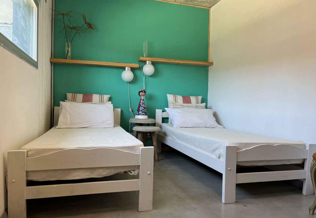 Casa en Mar Del Plata - Estilo Industrial  |  Casa Mariela  |  Hola Sur