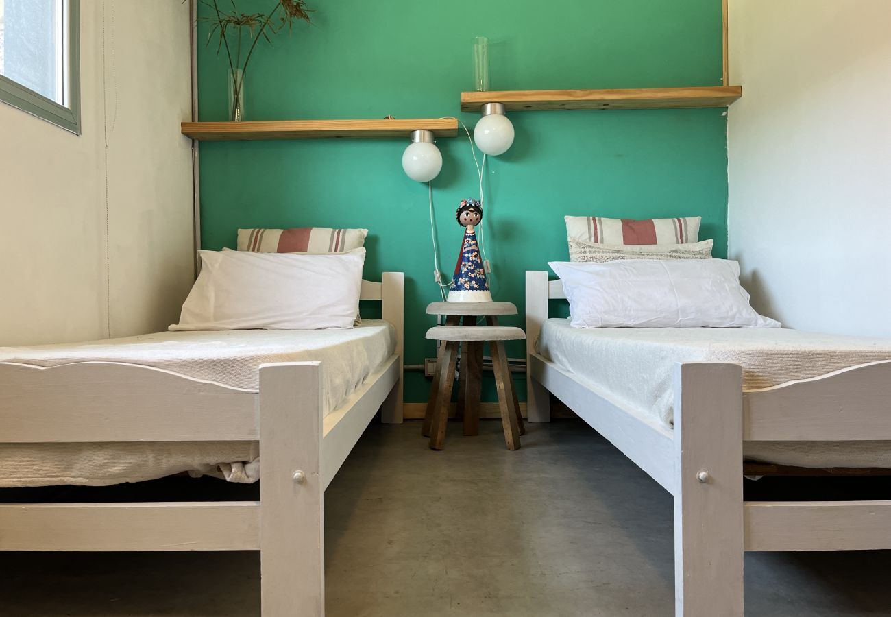 Casa en Mar Del Plata - Estilo Industrial  |  Casa Mariela  |  Hola Sur
