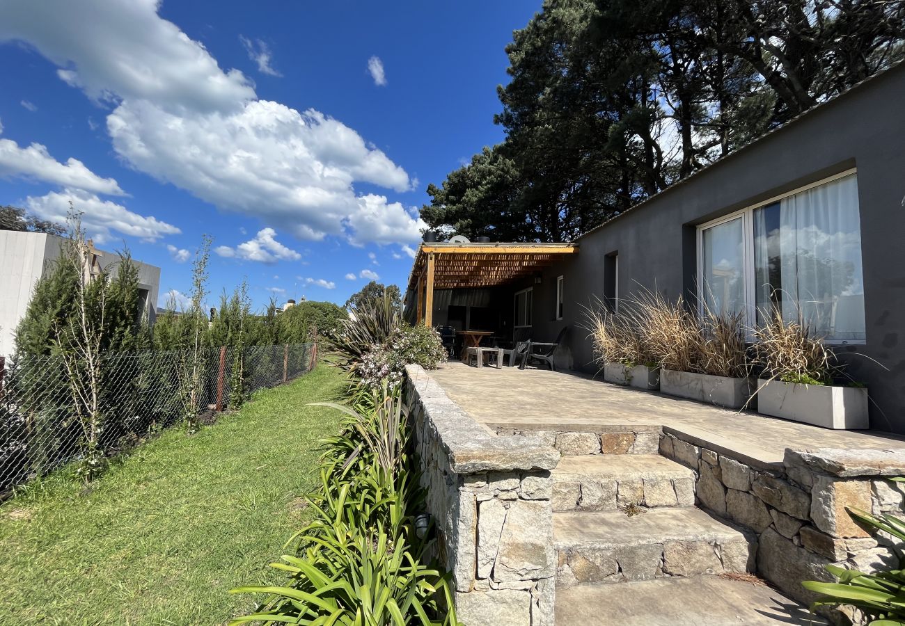 Casa en Mar Del Plata - Campo y Mar  |  Criolla 1  |  Hola Sur