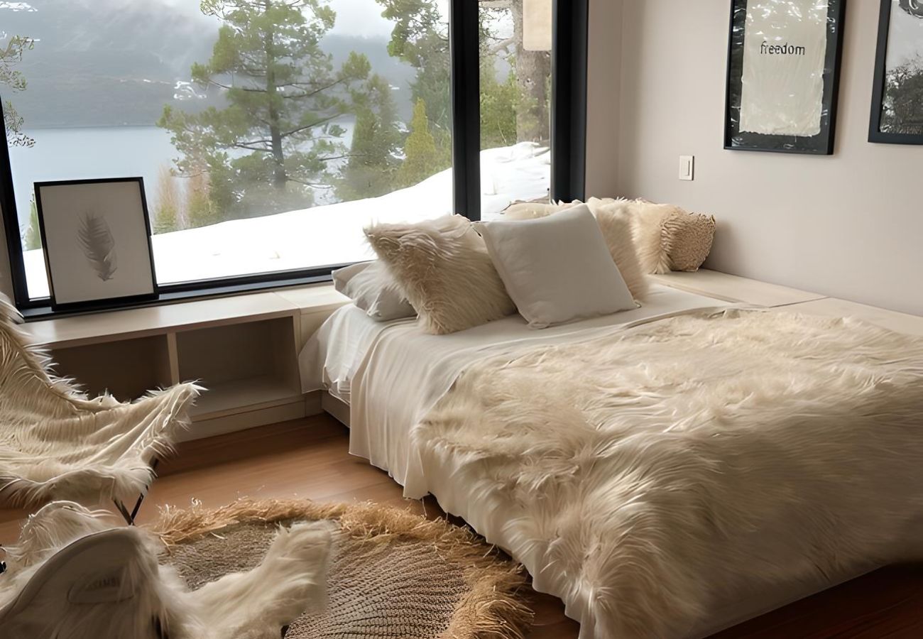 Casa en San Carlos de Bariloche - 10PAX HUAPI22C BLACK
