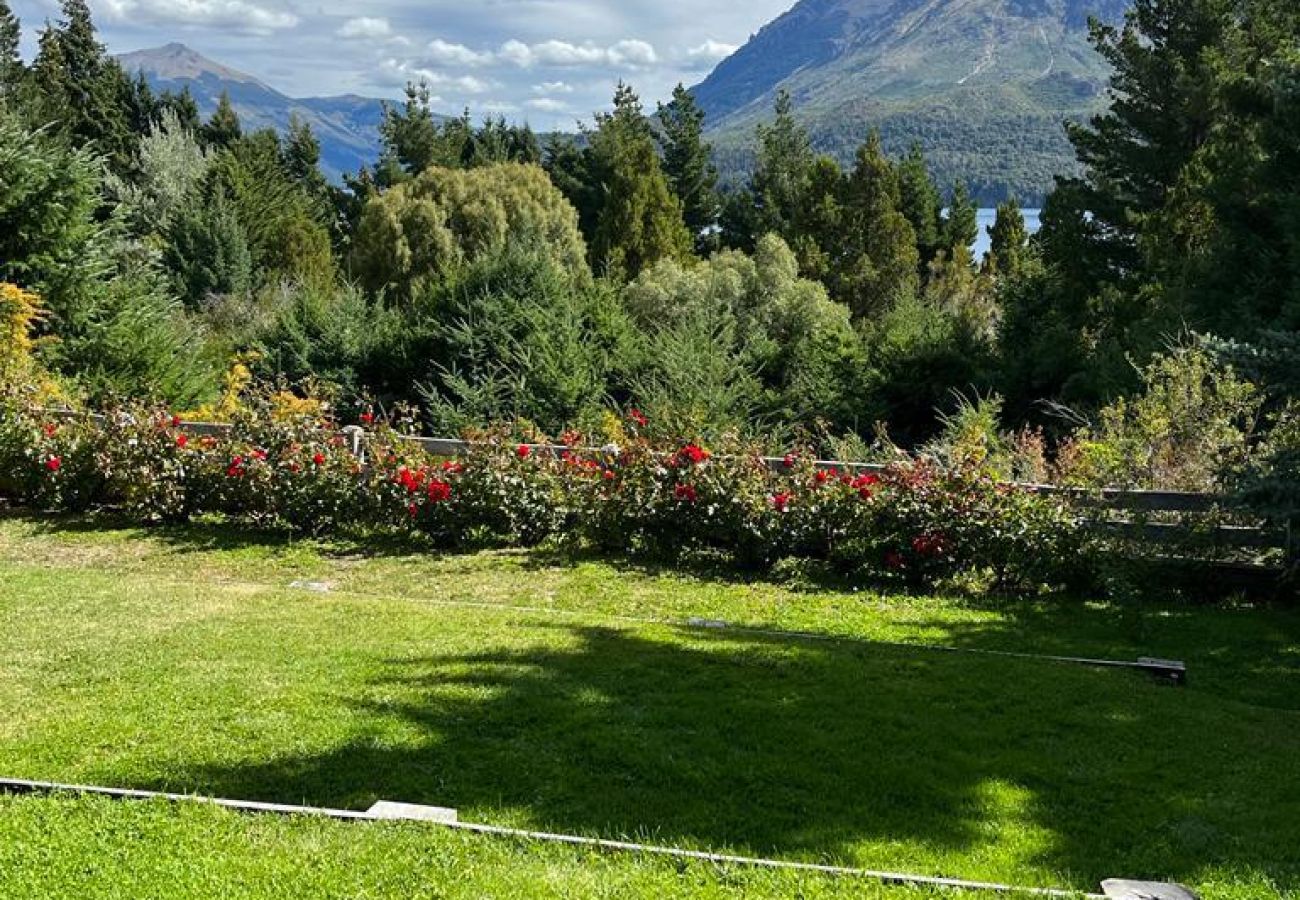 Casa en San Carlos de Bariloche - 08/10PAX ARE26 CHENI