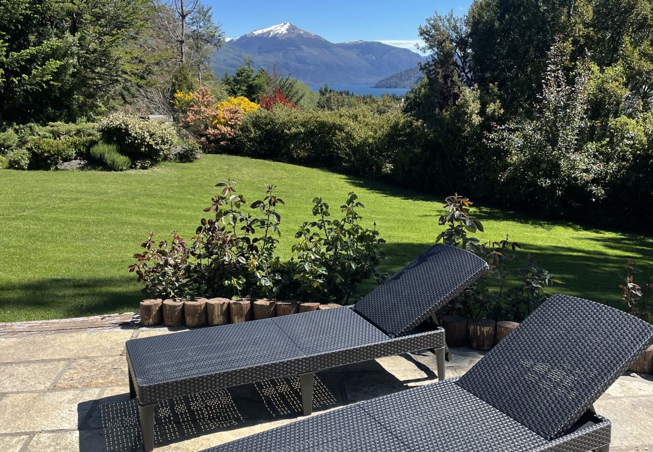 Casa en San Carlos de Bariloche - 08/10PAX ARE26 CHENI