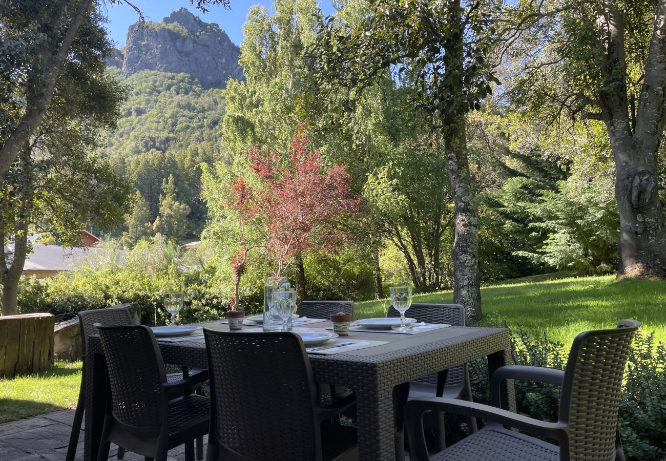 Casa en San Carlos de Bariloche - 08/10PAX ARE26 CHENI