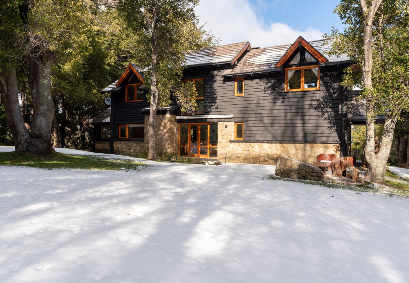 Casa en San Carlos de Bariloche - 08/10PAX ARE26 CHENI