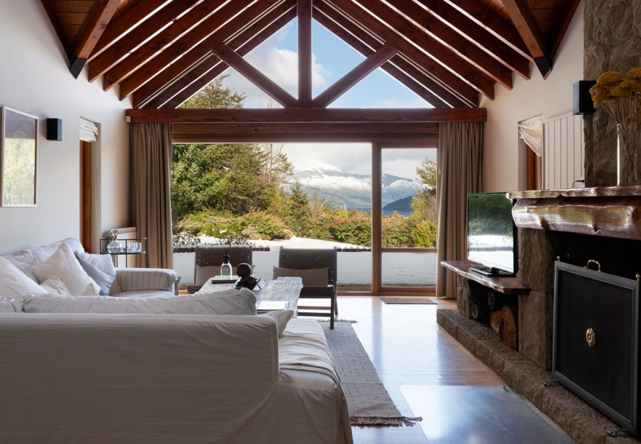 Casa en San Carlos de Bariloche - 08/10PAX ARE26 CHENI