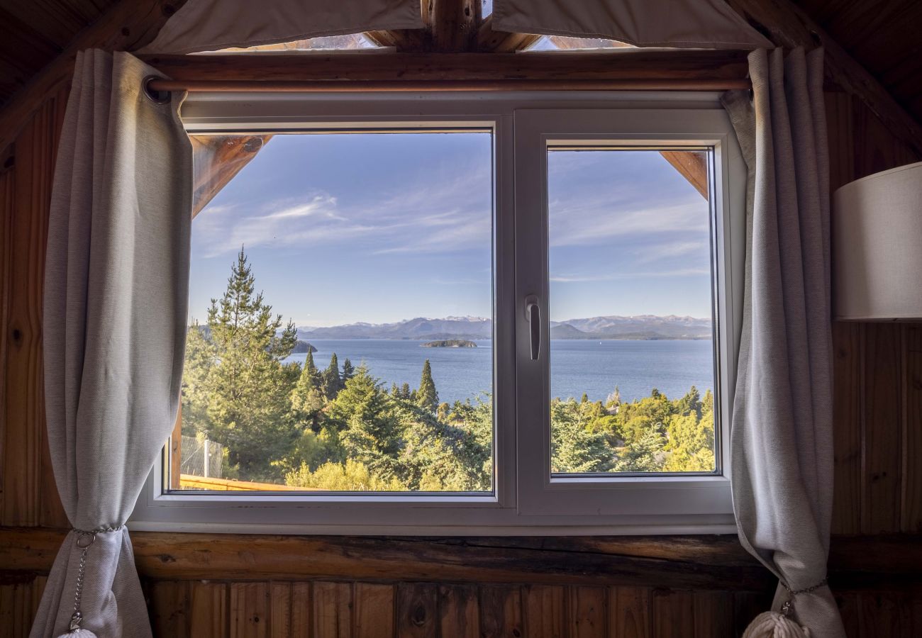 Cabaña en San Carlos de Bariloche - 02/3PAX VIEW03 CABAÑA ANA