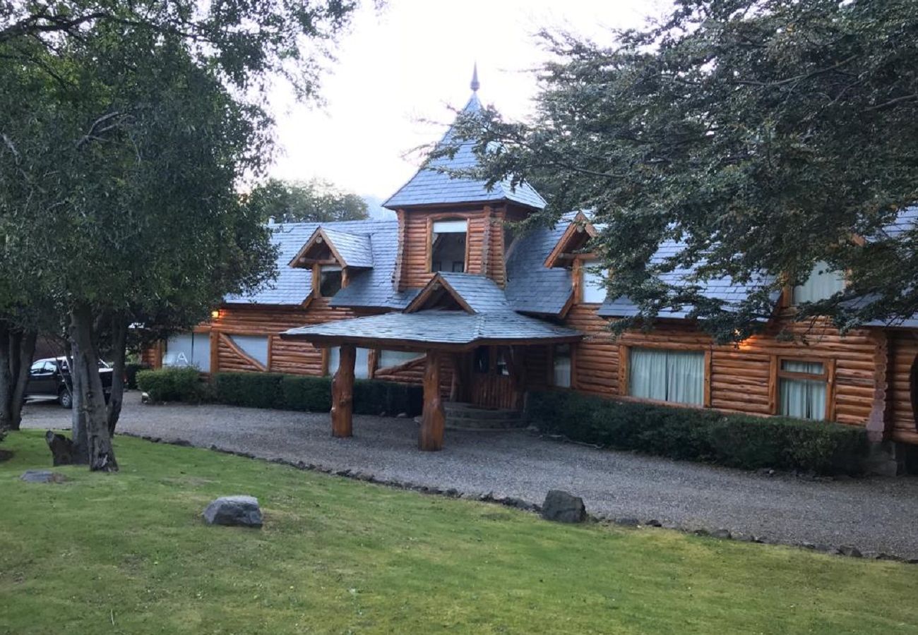 Casa en San Carlos de Bariloche - 11PAX ARE45 GMP