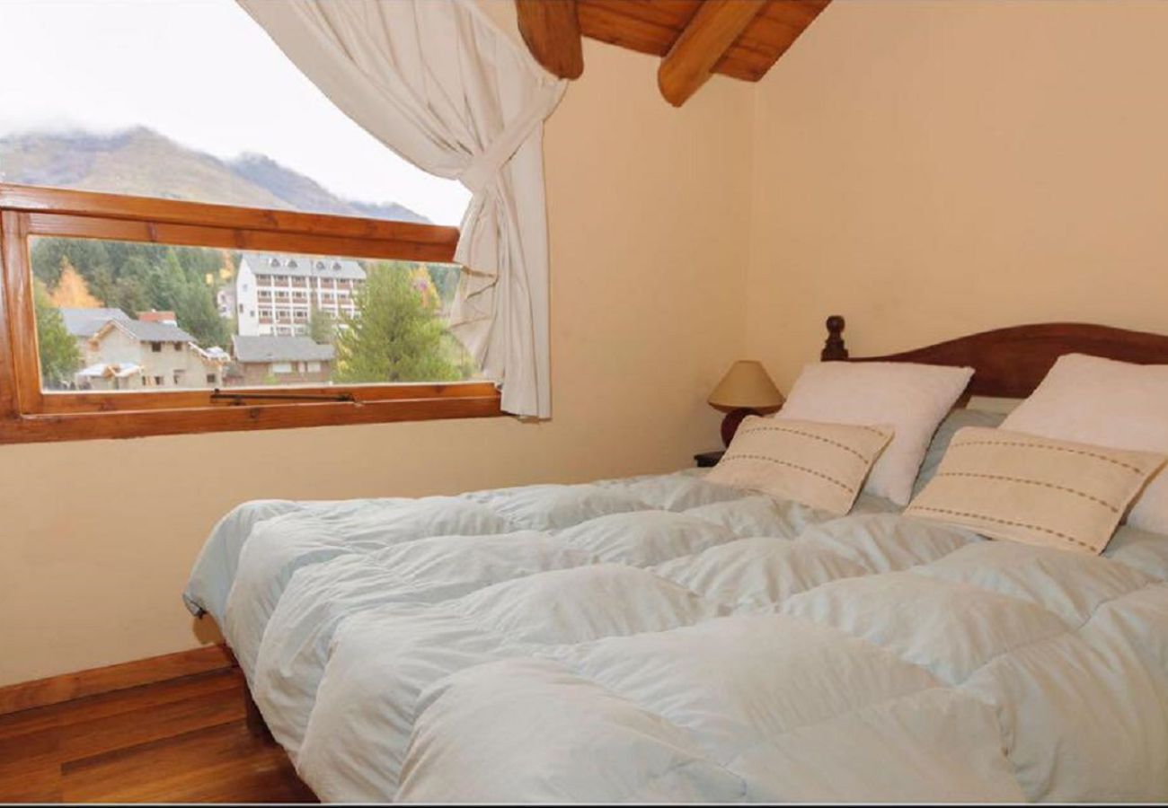 Apartamento en San Carlos de Bariloche - 06PAX CATE01 CONDE
