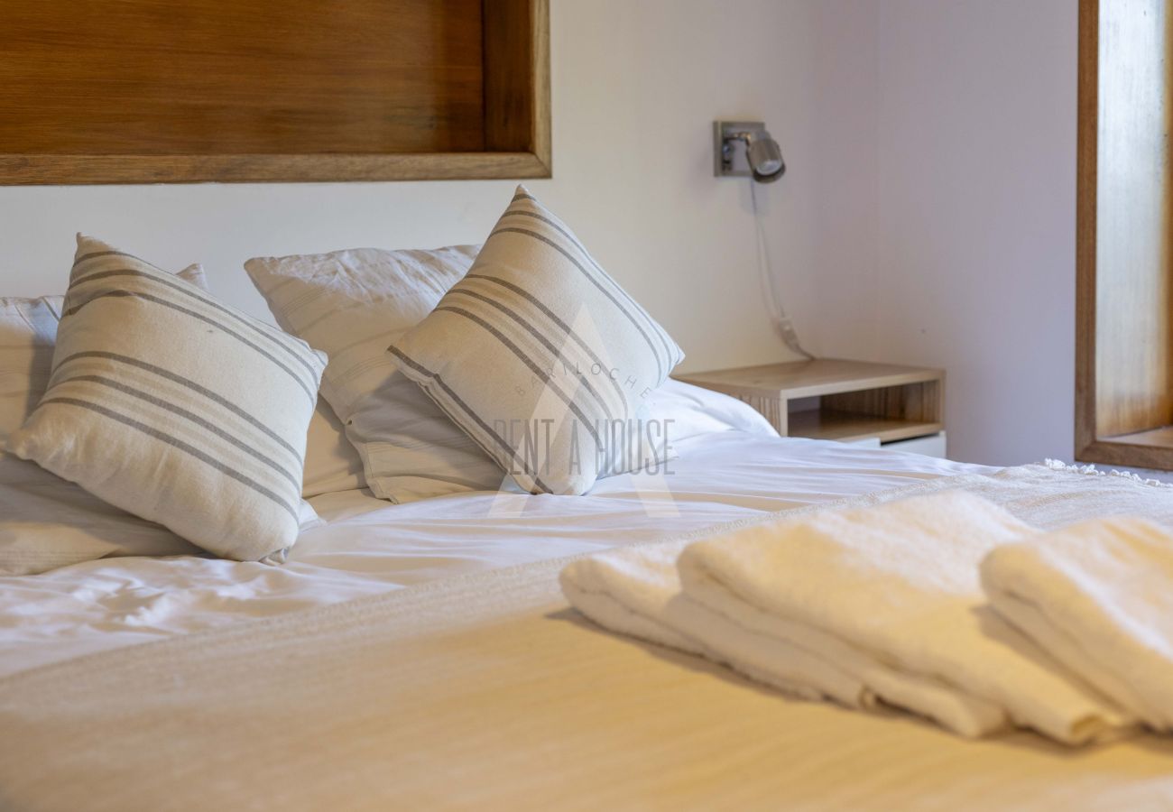 Apartamento en San Carlos de Bariloche - 02PAX HUAPI02A LILI