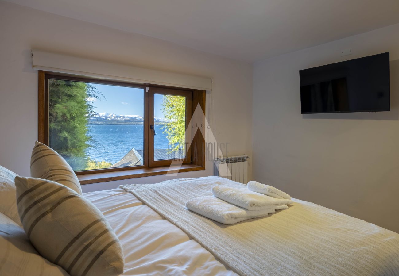 Apartamento en San Carlos de Bariloche - 02PAX HUAPI02A LILI