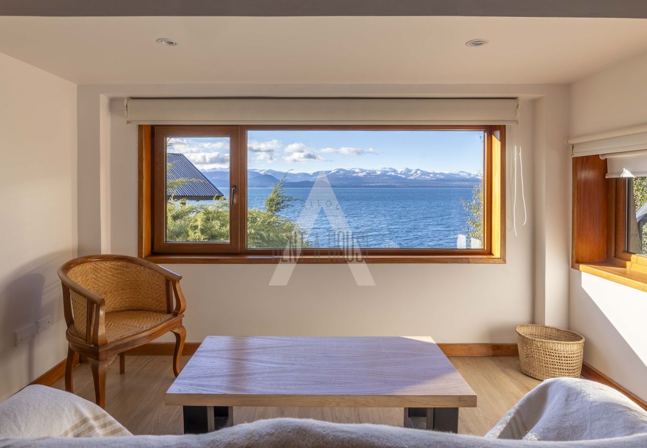 Apartamento en San Carlos de Bariloche - 02PAX HUAPI02A LILI