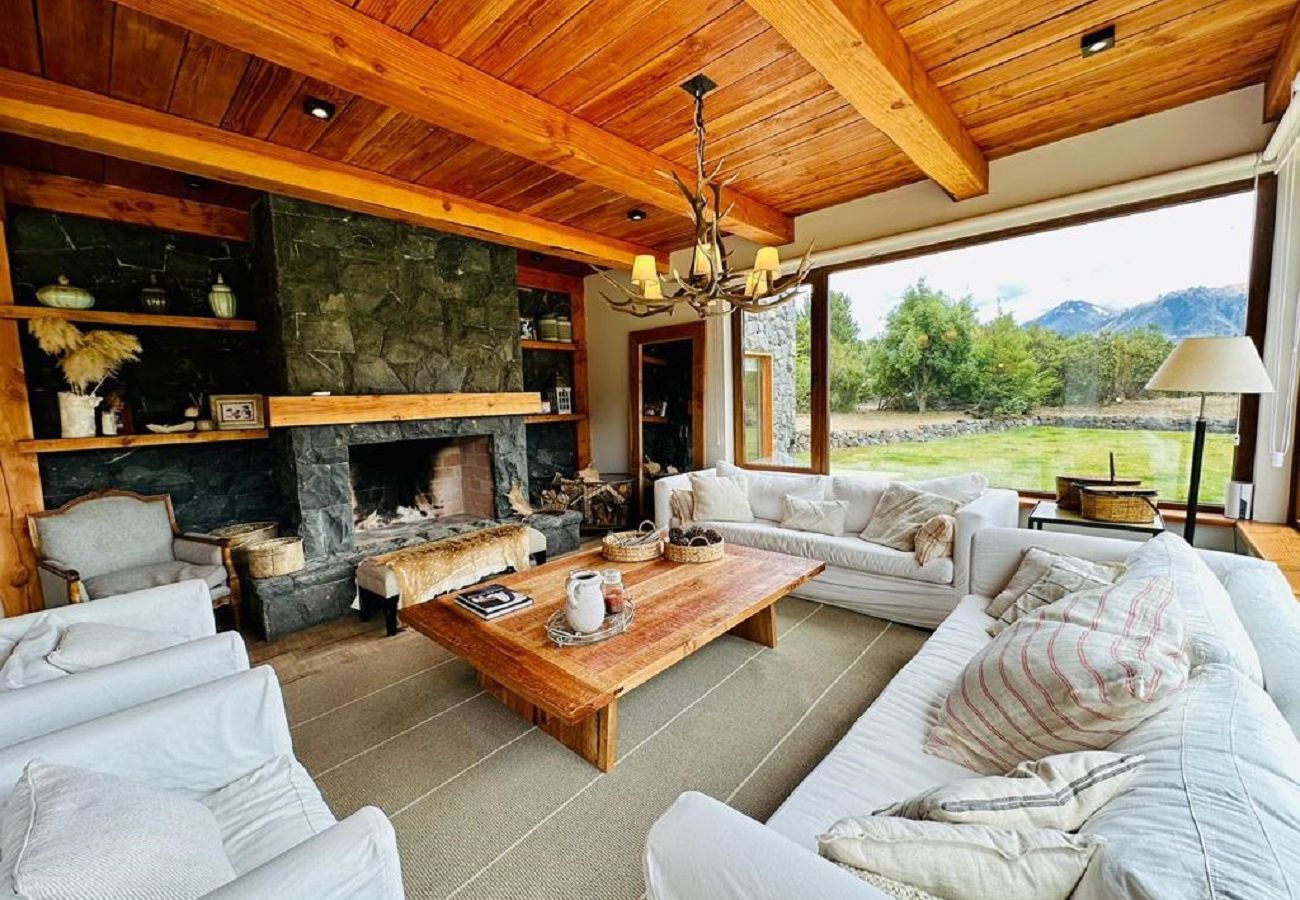 Casa en San Carlos de Bariloche - 12PAX ARE11 NVA LULI