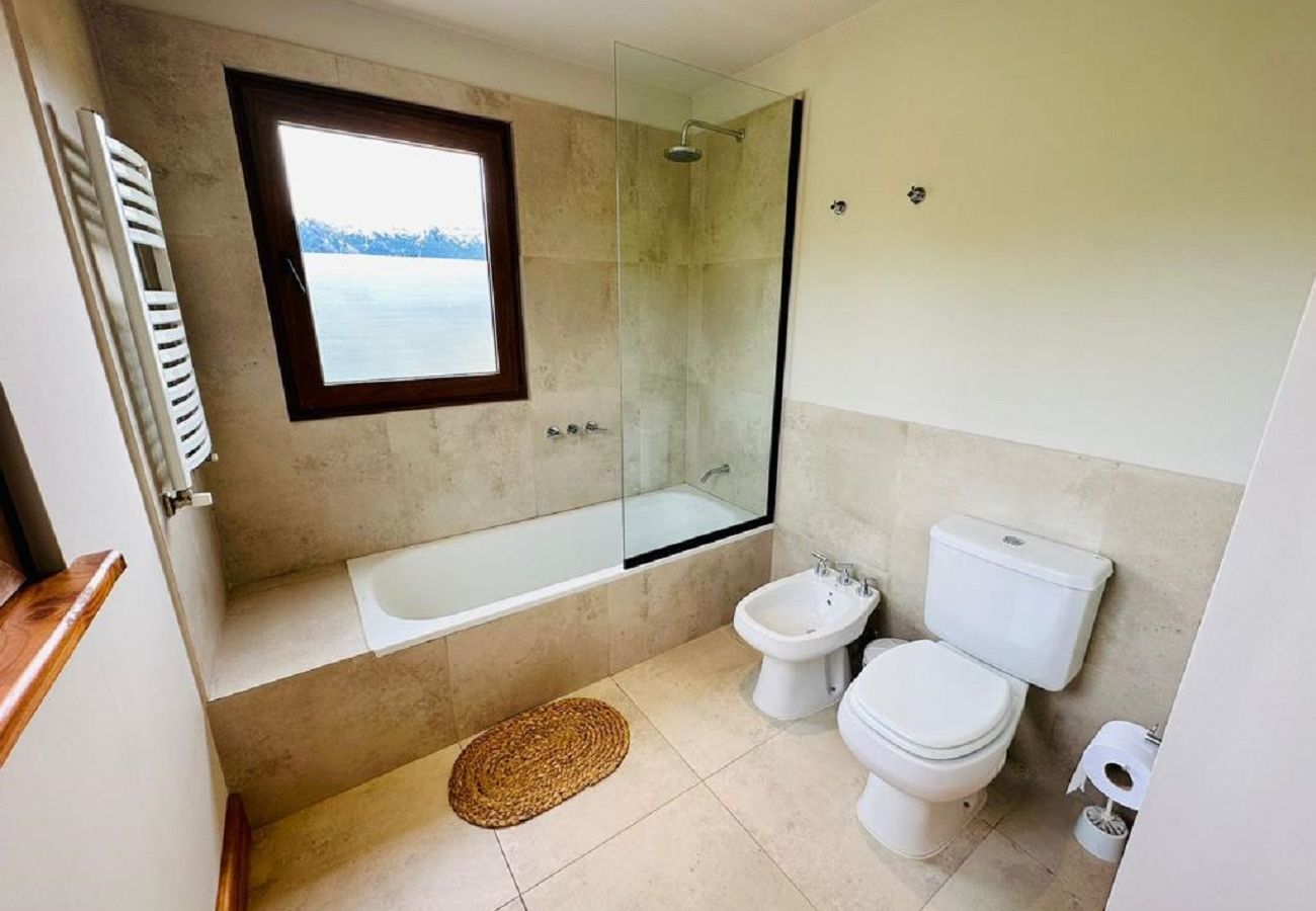 Casa en San Carlos de Bariloche - 12PAX ARE11 NVA LULI