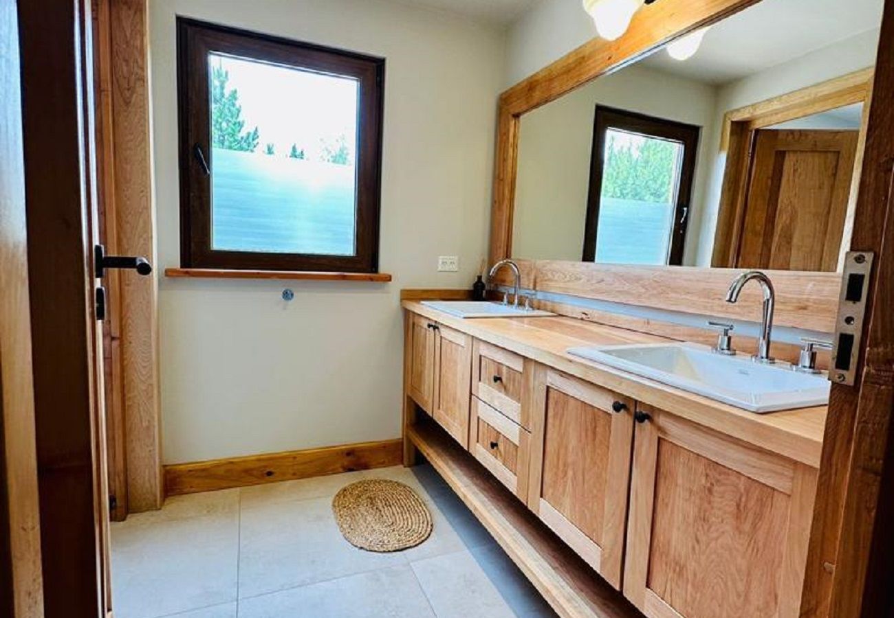 Casa en San Carlos de Bariloche - 12PAX ARE11 NVA LULI