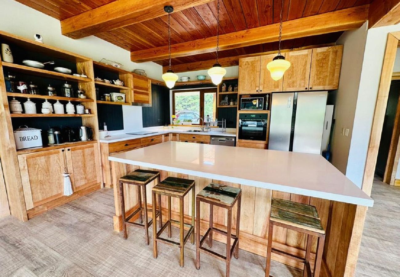 Casa en San Carlos de Bariloche - 12PAX ARE11 NVA LULI