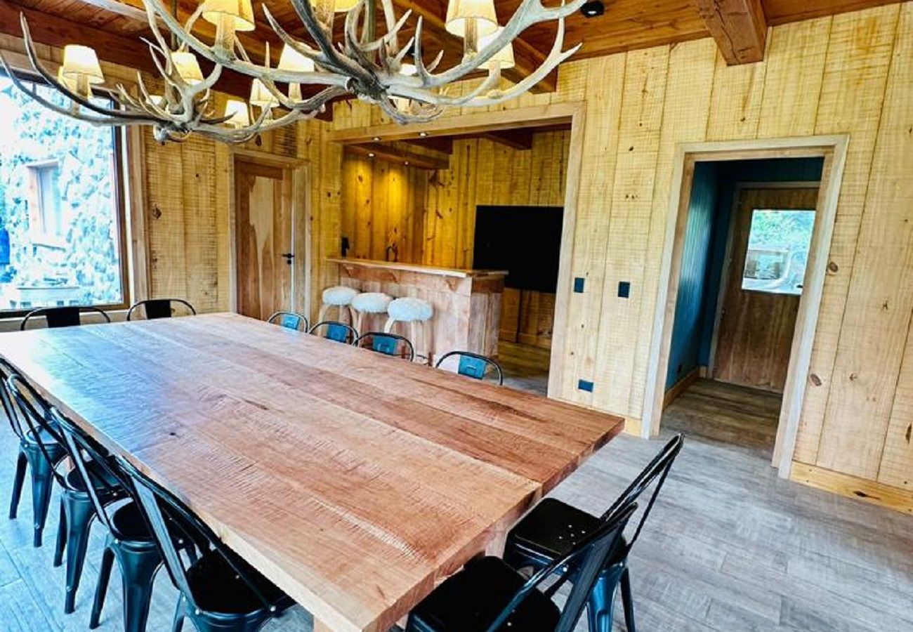Casa en San Carlos de Bariloche - 12PAX ARE11 NVA LULI