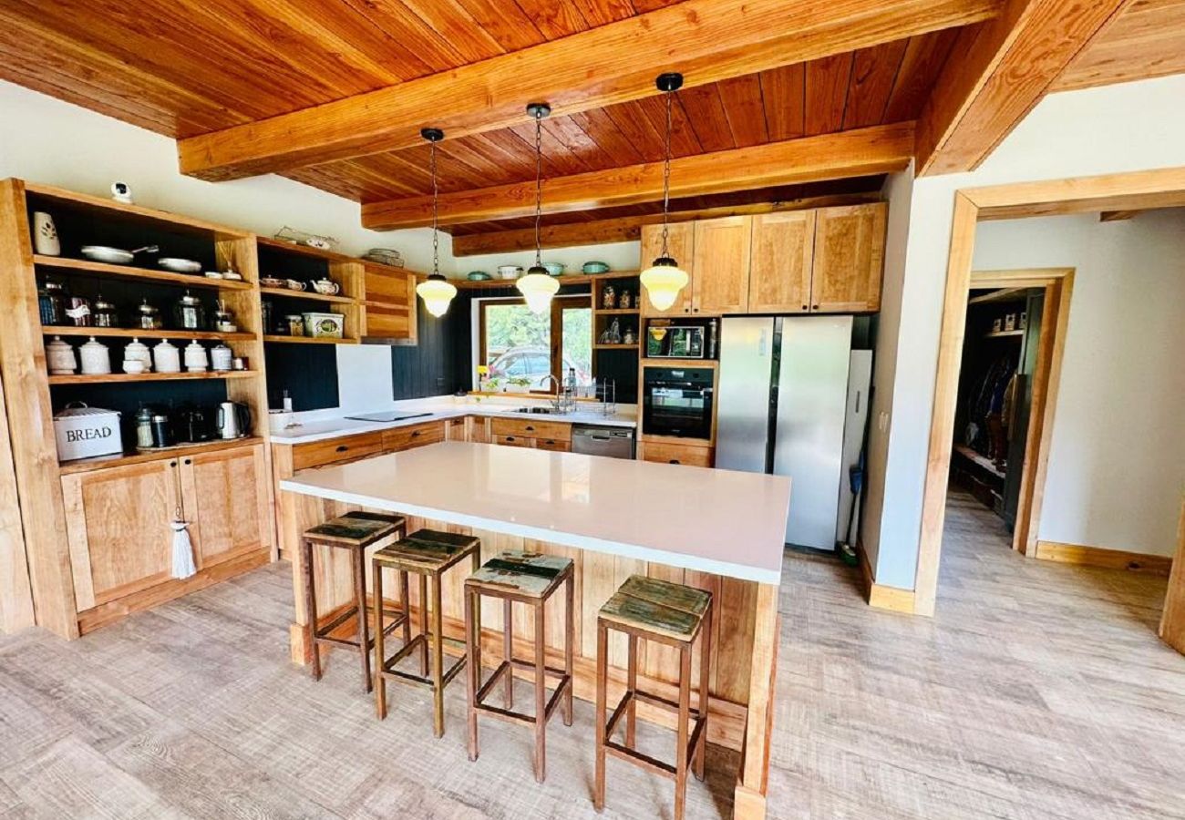 Casa en San Carlos de Bariloche - 12PAX ARE11 NVA LULI