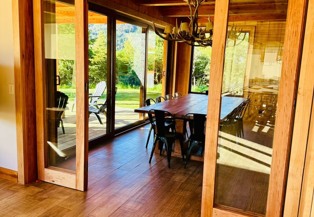 Casa en San Carlos de Bariloche - 12PAX ARE11 NVA LULI