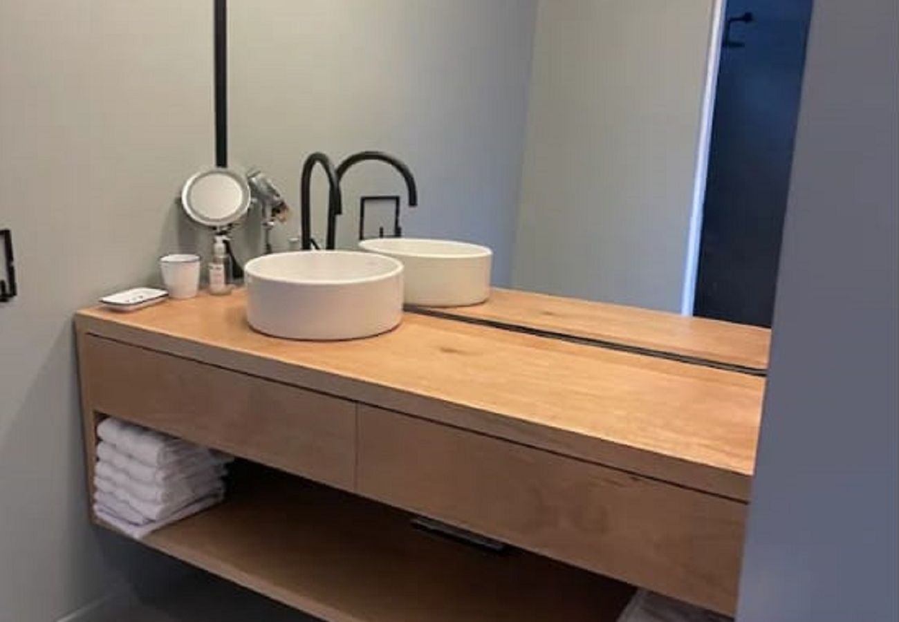 Apartamento en San Carlos de Bariloche - 04PAX CENT02 FLOR