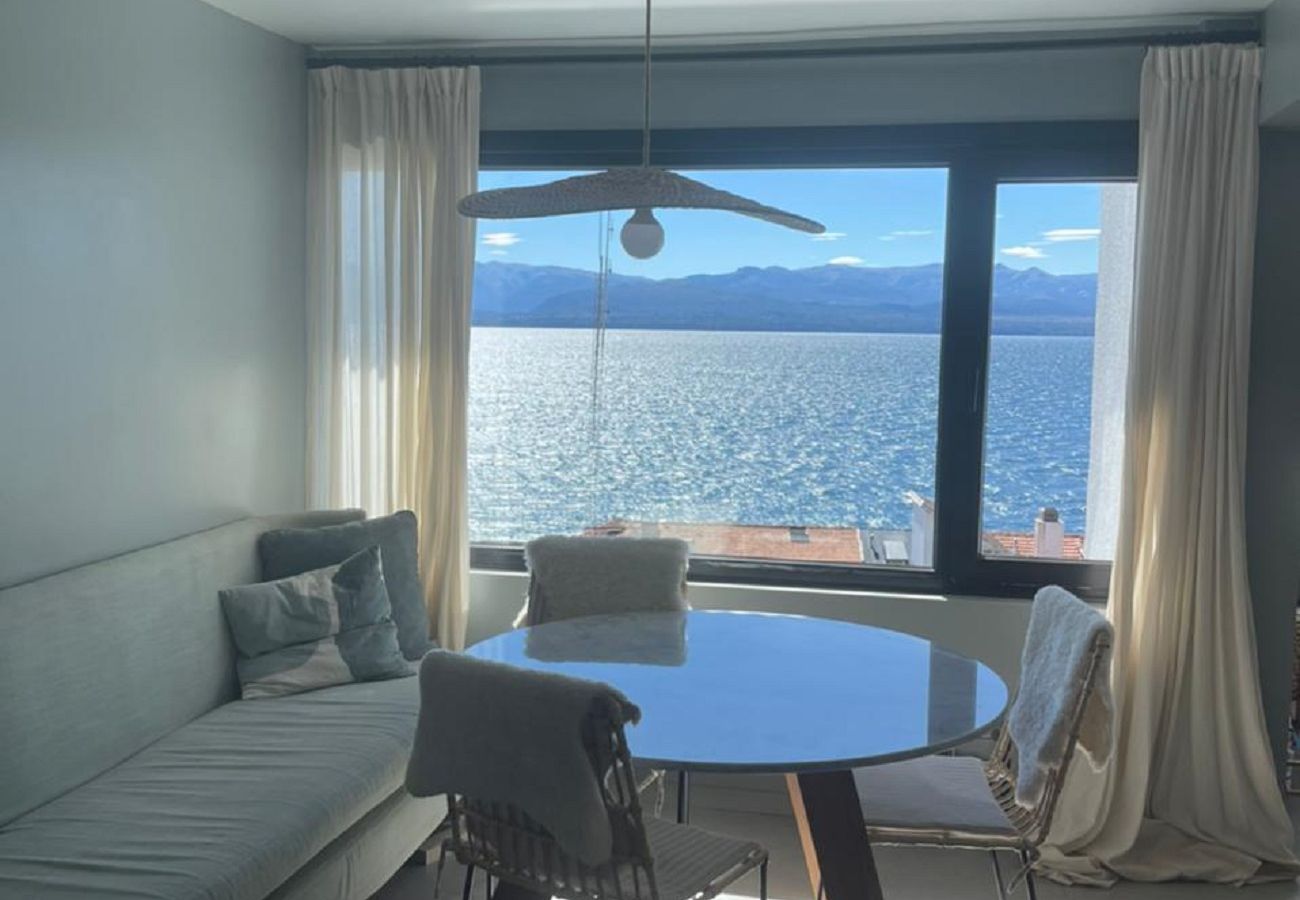 Apartamento en San Carlos de Bariloche - 04PAX CENT02 FLOR