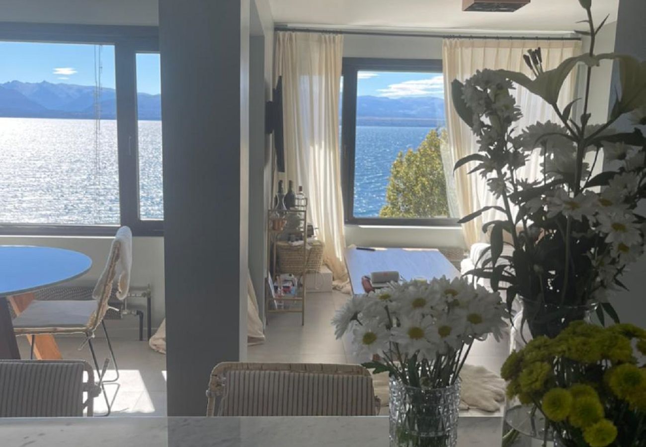 Apartamento en San Carlos de Bariloche - 04PAX CENT02 FLOR