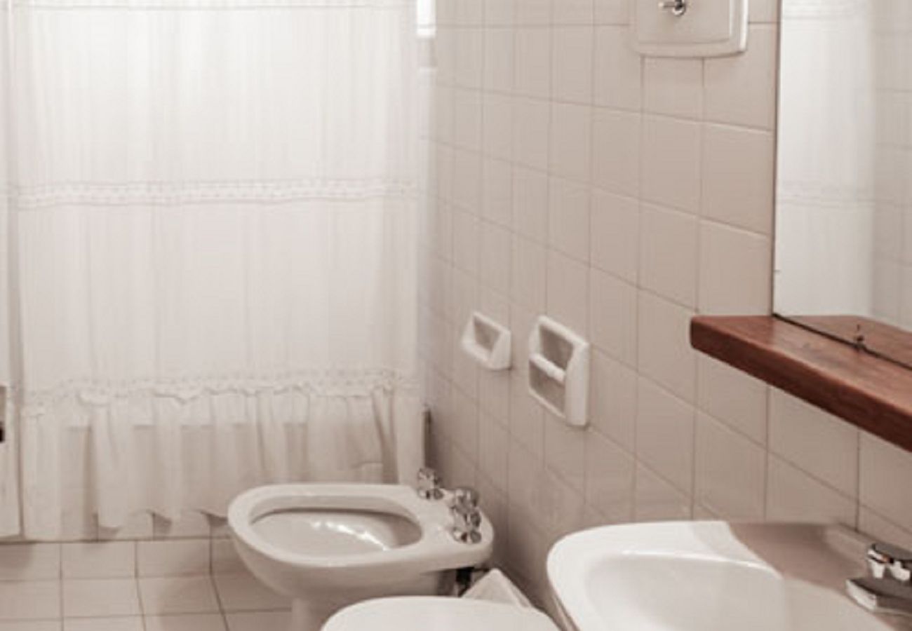 Apartamento en San Carlos de Bariloche - 04PAX-CATE25 HC