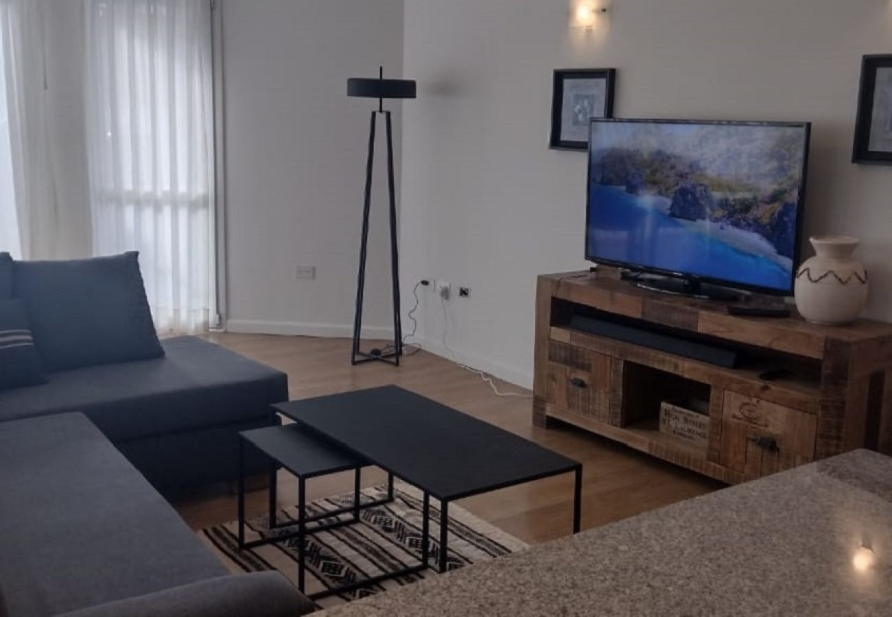 Apartamento en San Carlos de Bariloche - 06PAX-CATE22 LAT-FER