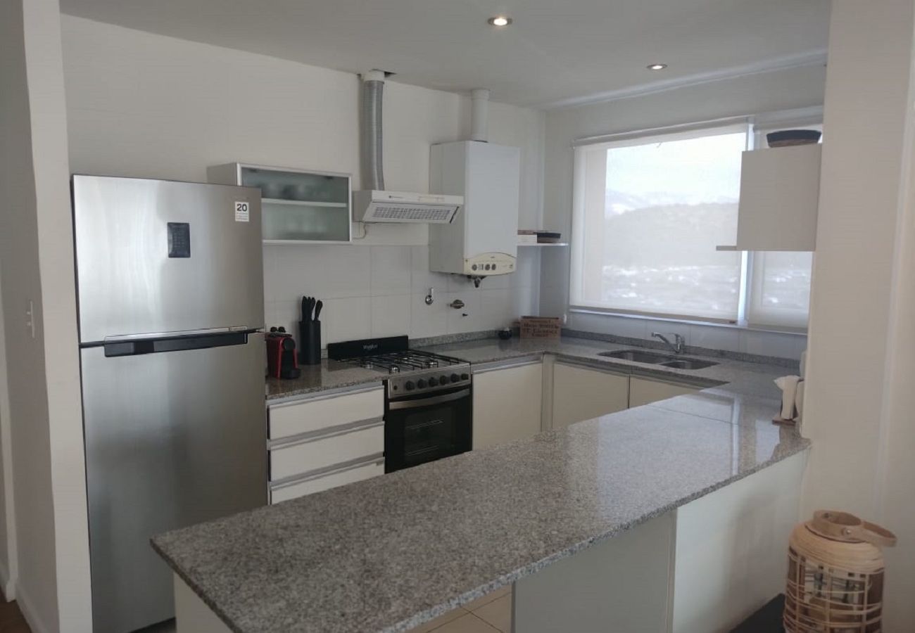Apartamento en San Carlos de Bariloche - 06PAX-CATE22 LAT-FER