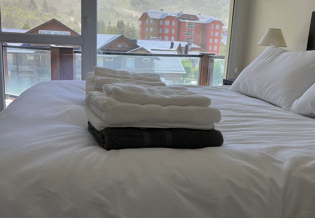Apartamento en San Carlos de Bariloche - 06PAX-CATE22 LAT-FER