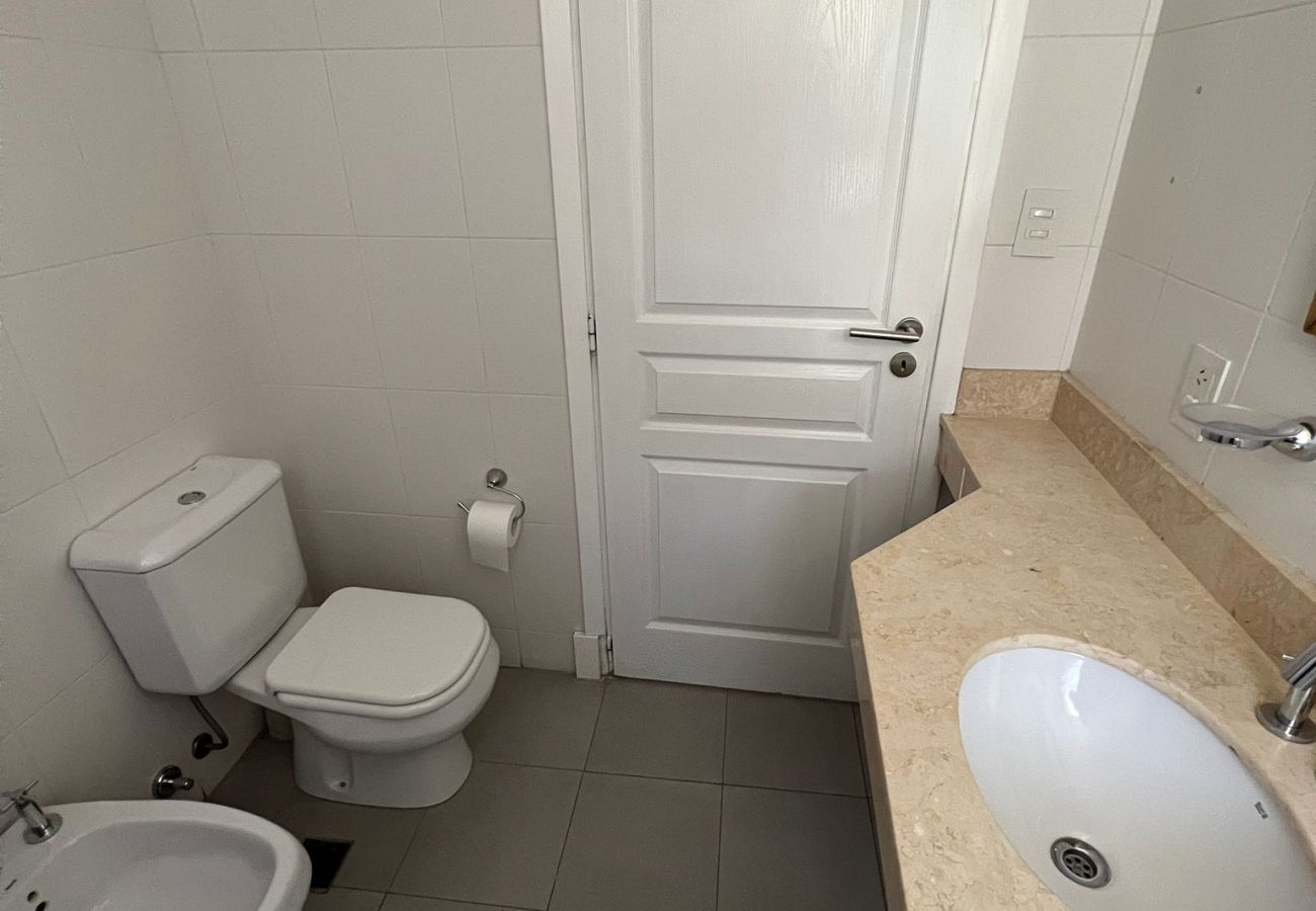 Apartamento en San Carlos de Bariloche - 06PAX-CATE22 LAT-FER