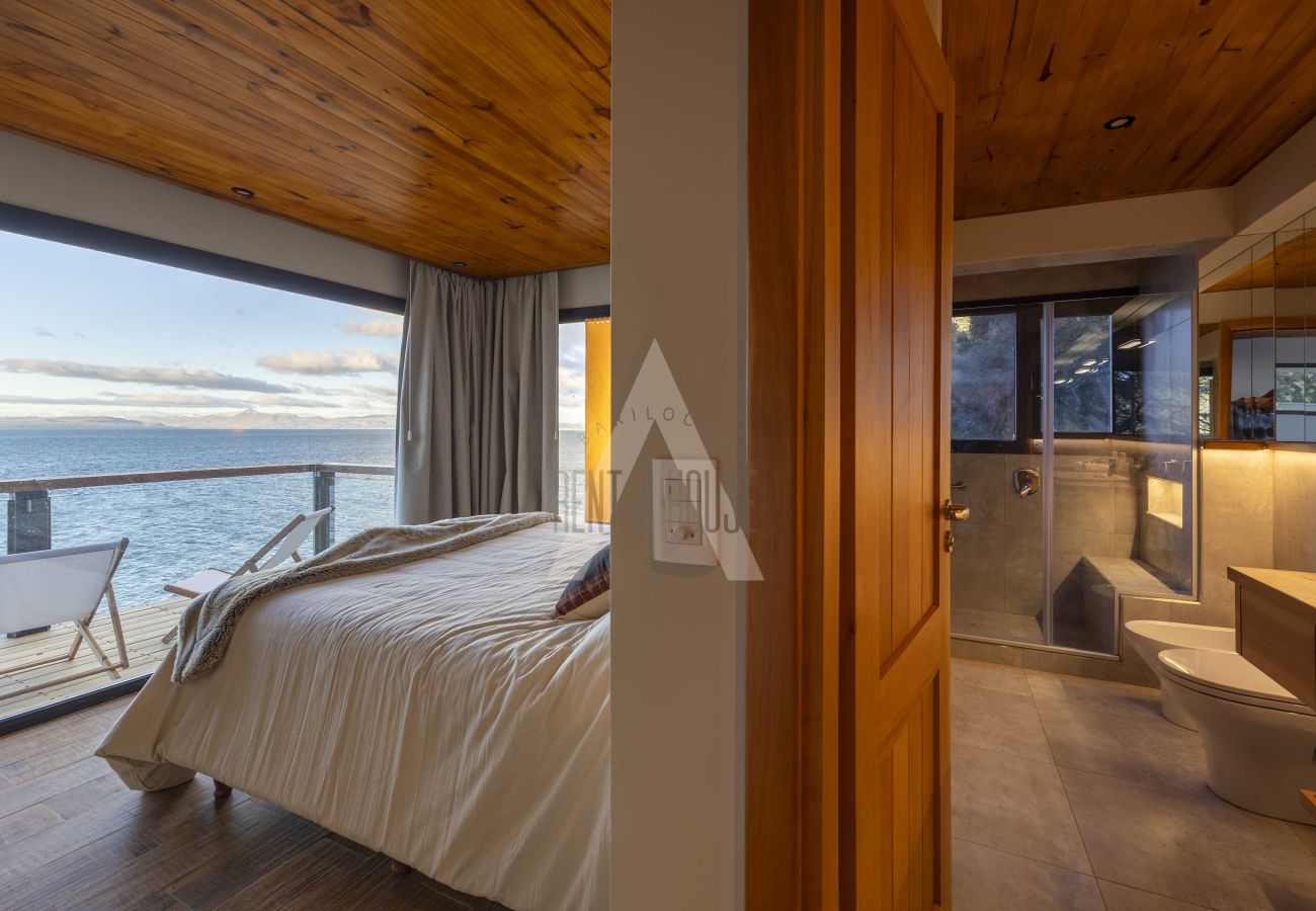 Casa en San Carlos de Bariloche - 06PAX HUAPI48C NH
