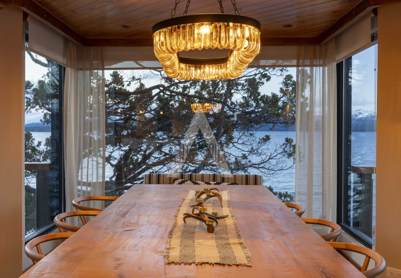 Casa en San Carlos de Bariloche - 06PAX HUAPI48C NH