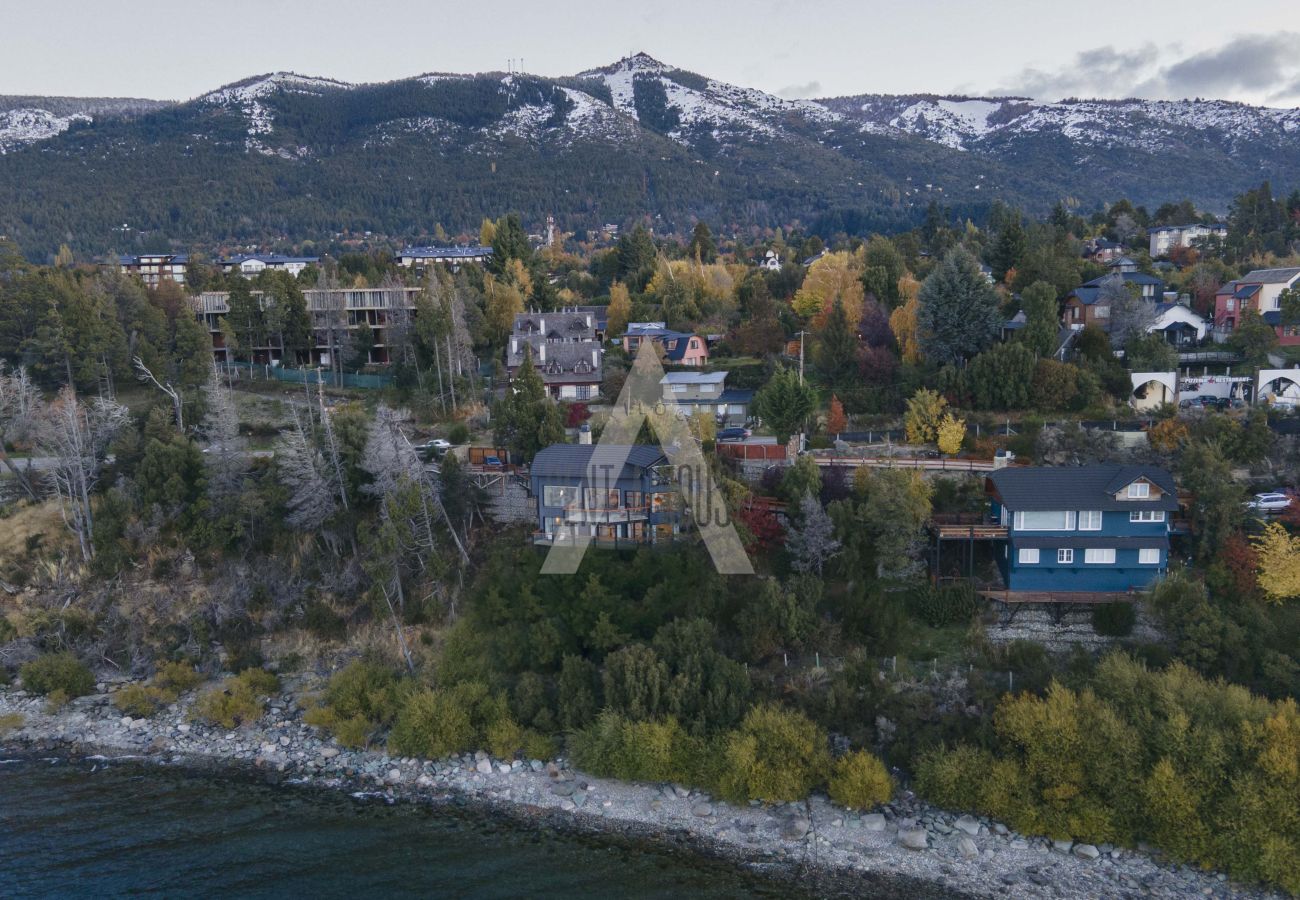Casa en San Carlos de Bariloche - 06PAX HUAPI48C NH