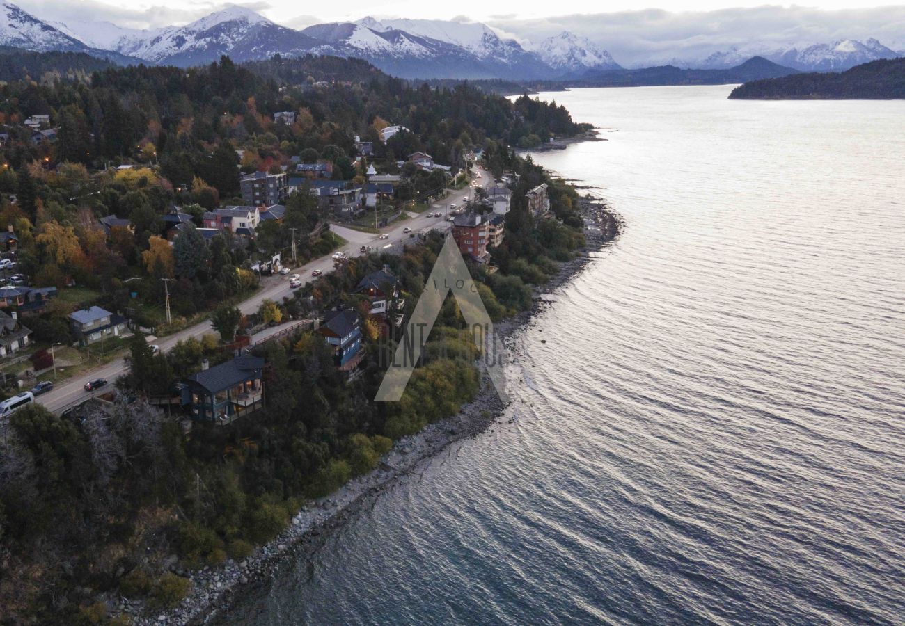 Casa en San Carlos de Bariloche - 06PAX HUAPI48C NH