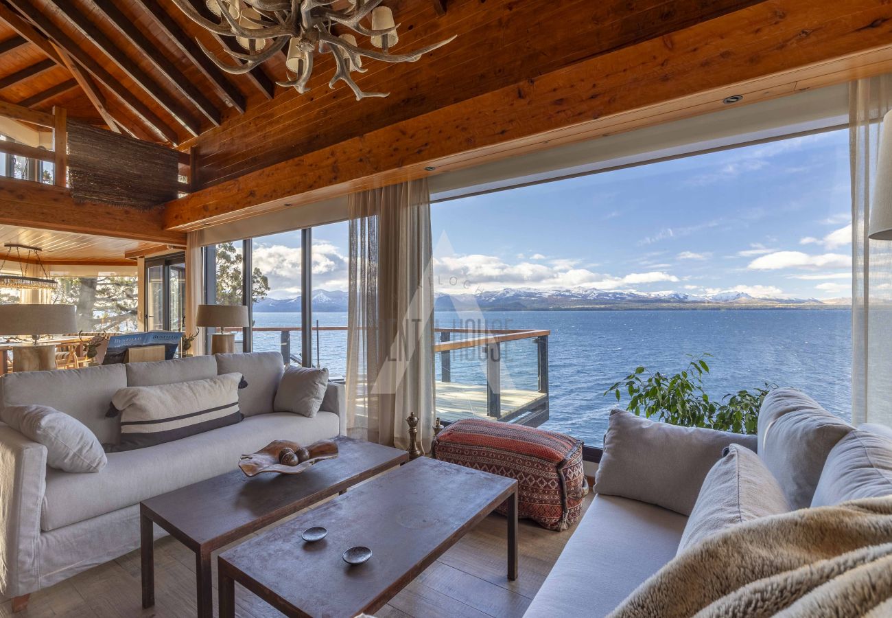 Casa en San Carlos de Bariloche - 06PAX HUAPI48C NH