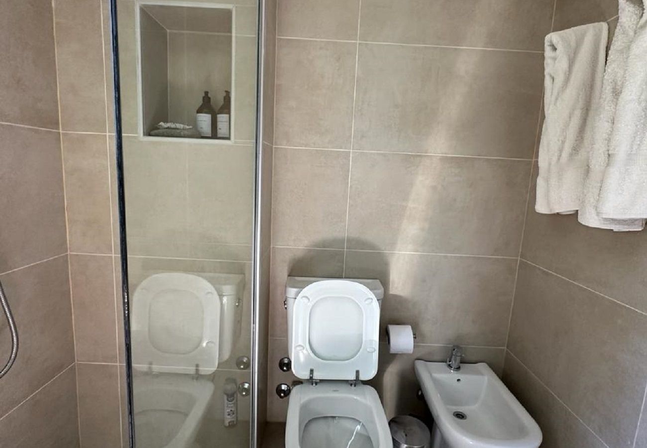 Cabaña en San Carlos de Bariloche - 04/6PAX PENI20 IPAD