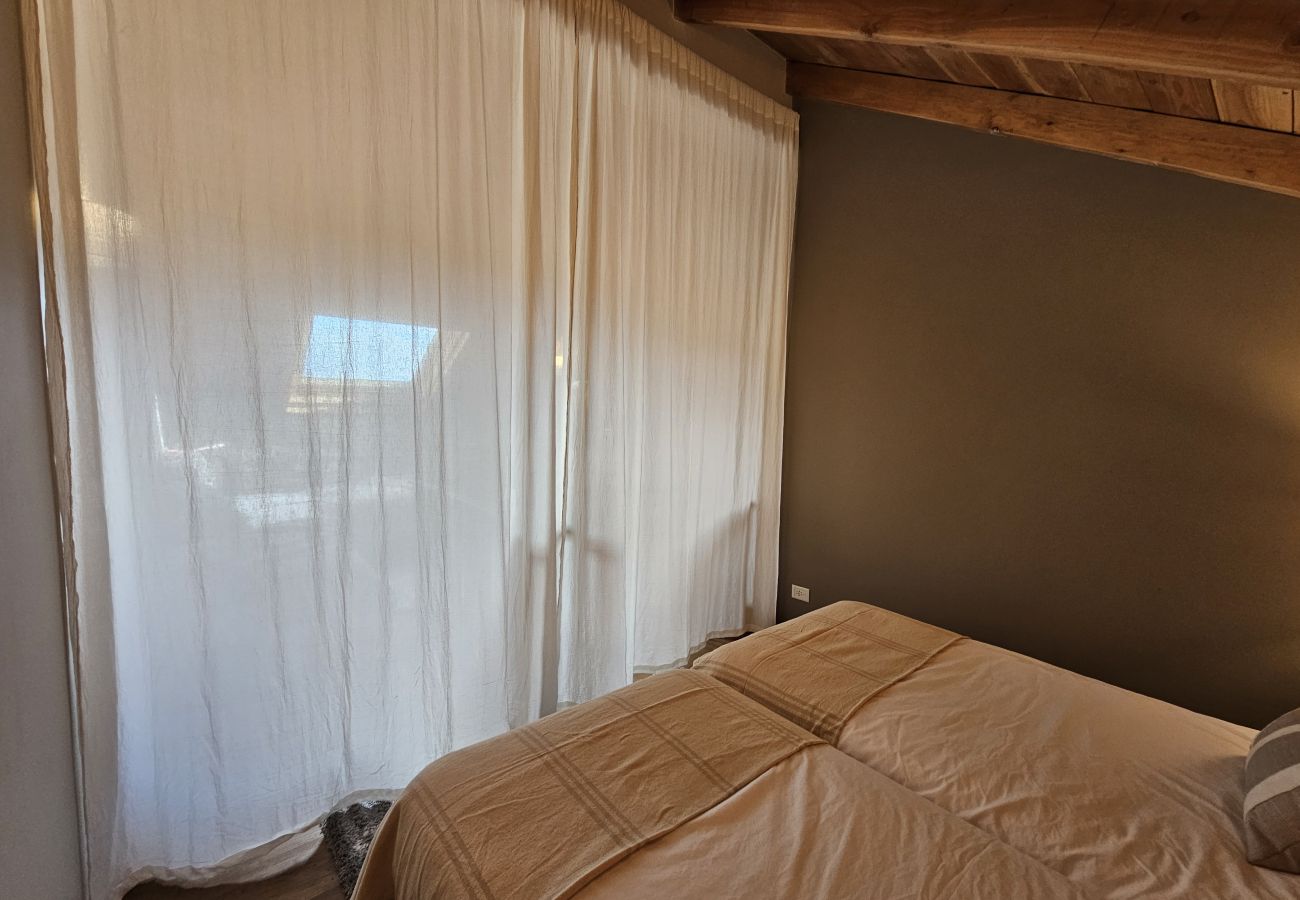 Apartamento en San Carlos de Bariloche - Montaña, charming flat with lake view and parking