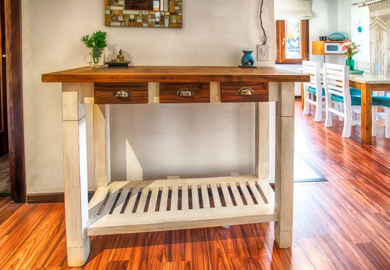 Estudio en San Carlos de Bariloche - Namaste with poll and recreational area