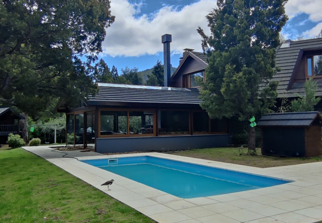 Casa en San Carlos de Bariloche - 08PAX ARE55 CARO G
