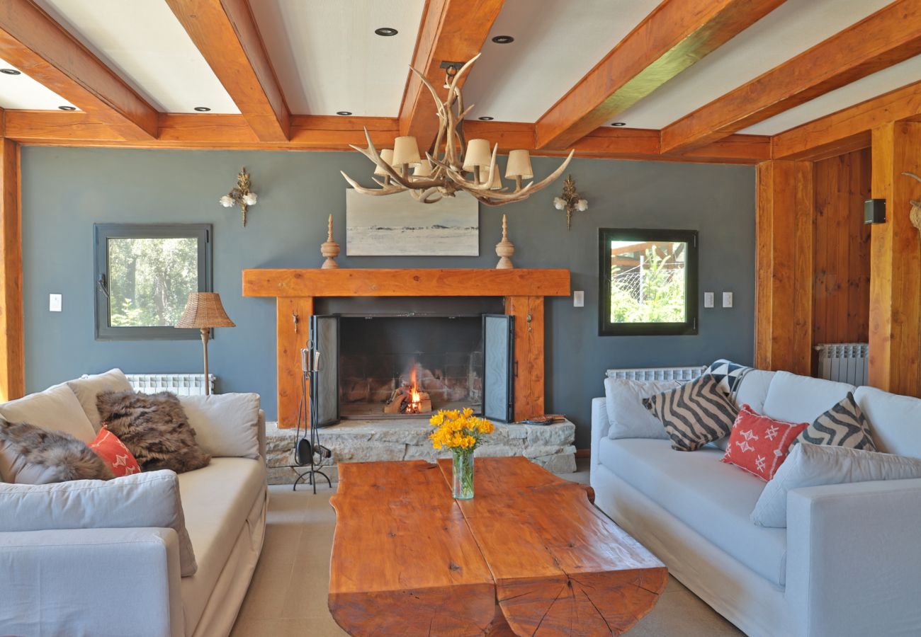 Casa en San Carlos de Bariloche - 06/10PAX HUAPI49C N15