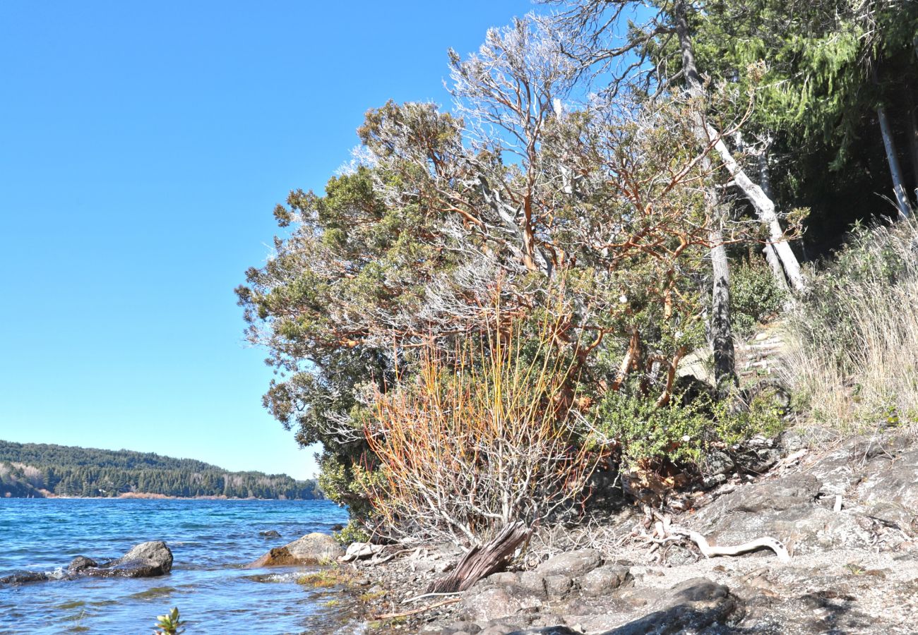 Casa en San Carlos de Bariloche - 06/10PAX HUAPI49C N15