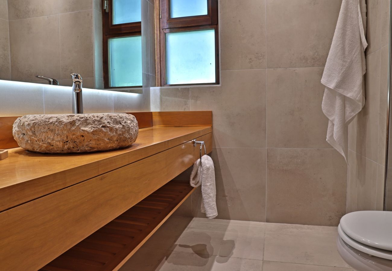 Casa en San Carlos de Bariloche - 06/10PAX HUAPI49C N15
